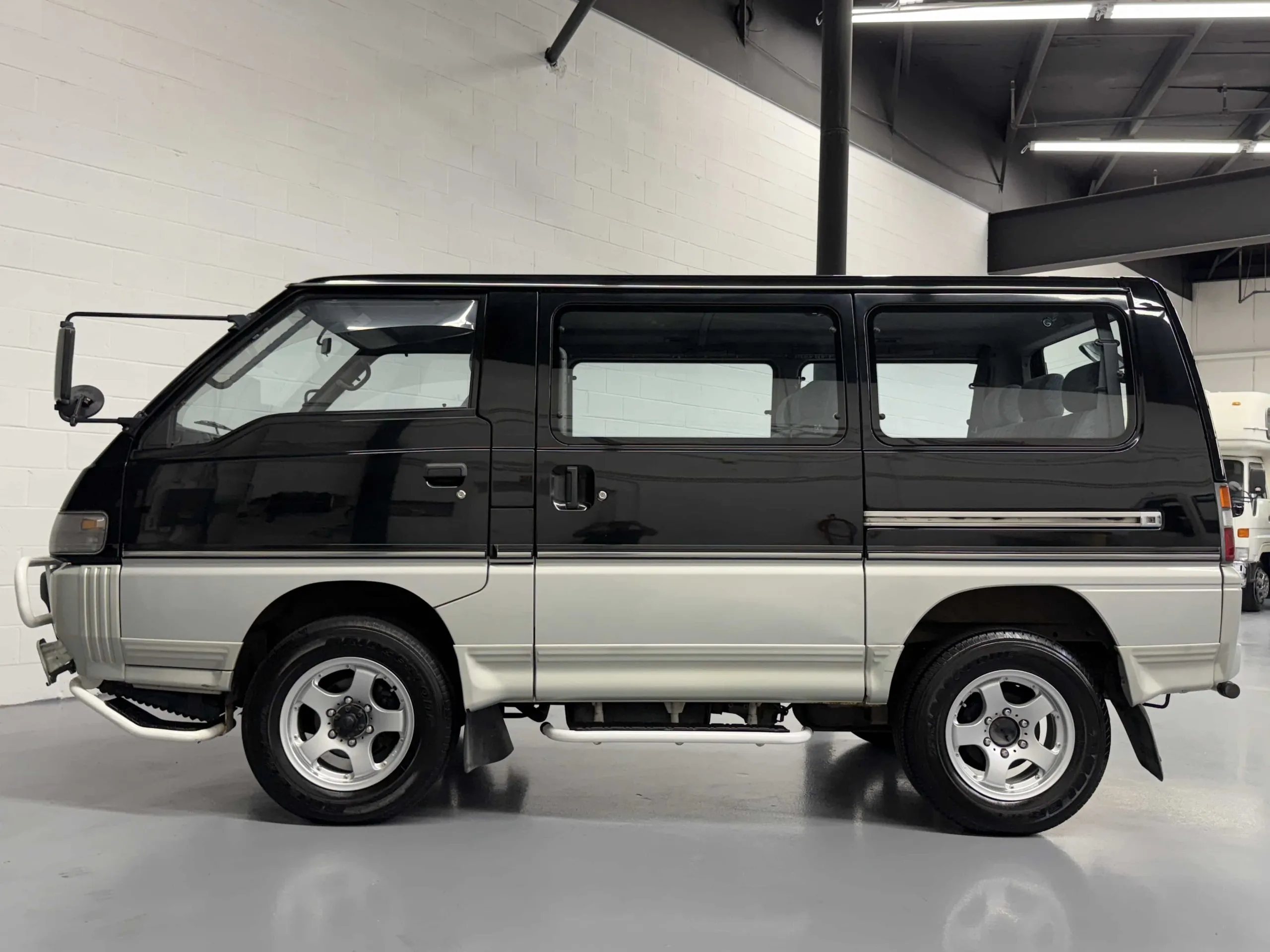 1995-mitsubishi-delica-star-wagon-l300-for-sale-06