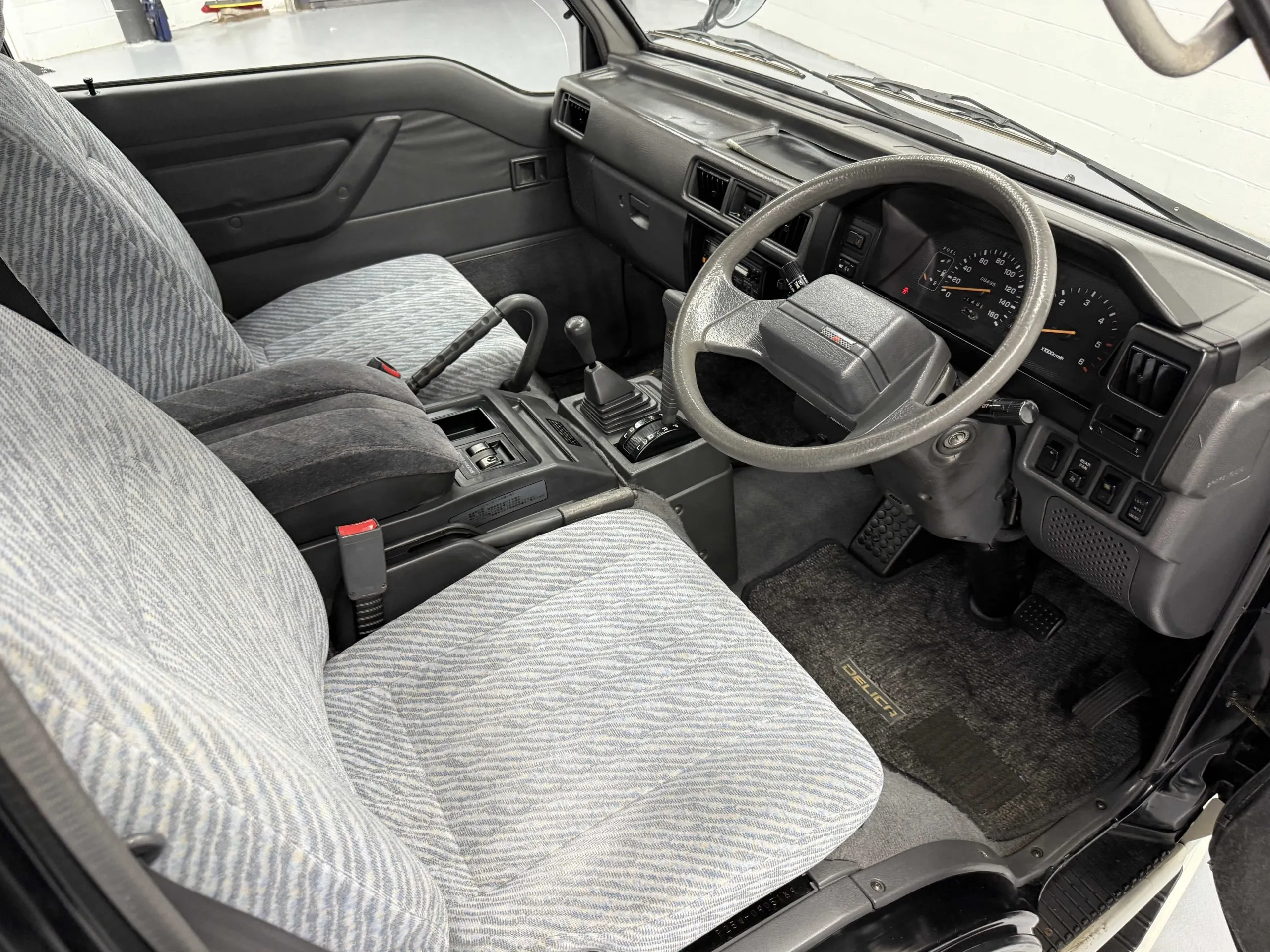 1995-mitsubishi-delica-star-wagon-l300-for-sale-10