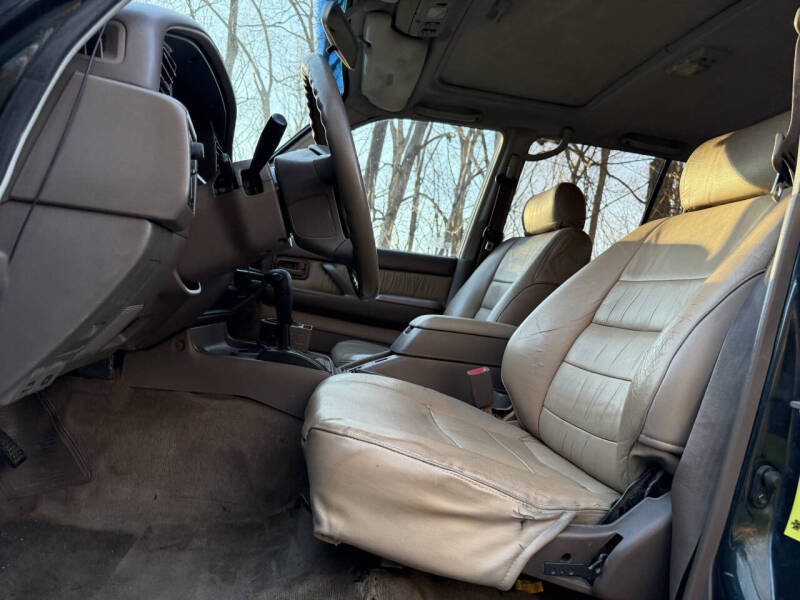 1995-toyota-land-cruiser-base-awd-4dr-suv (30)