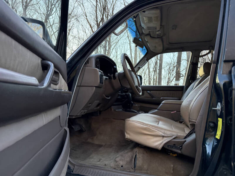 1995-toyota-land-cruiser-base-awd-4dr-suv (31)