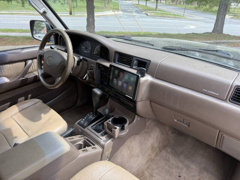 1995-toyota-land-cruiser-base-awd-4dr-suv (35)