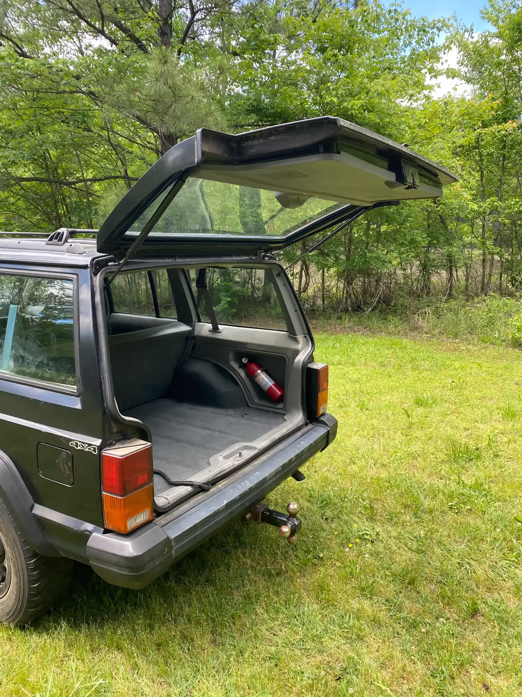 1996-jeep-cherokee-xj-for-sale-va-03