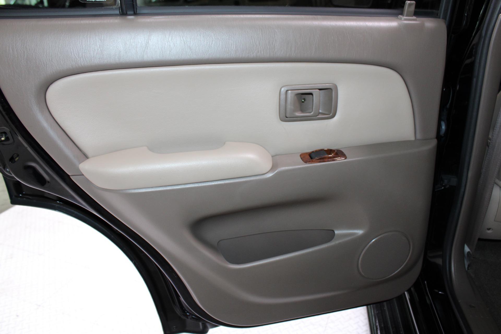 1996-toyota-4runner-1-owner (41)