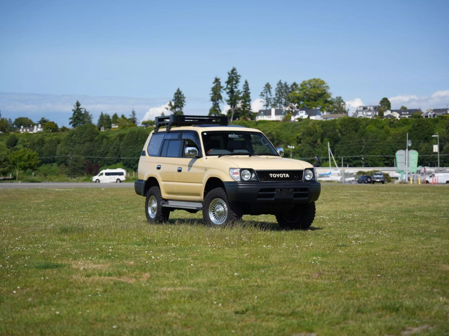 1996-toyota-land-cruiser-prado-for-sale-03