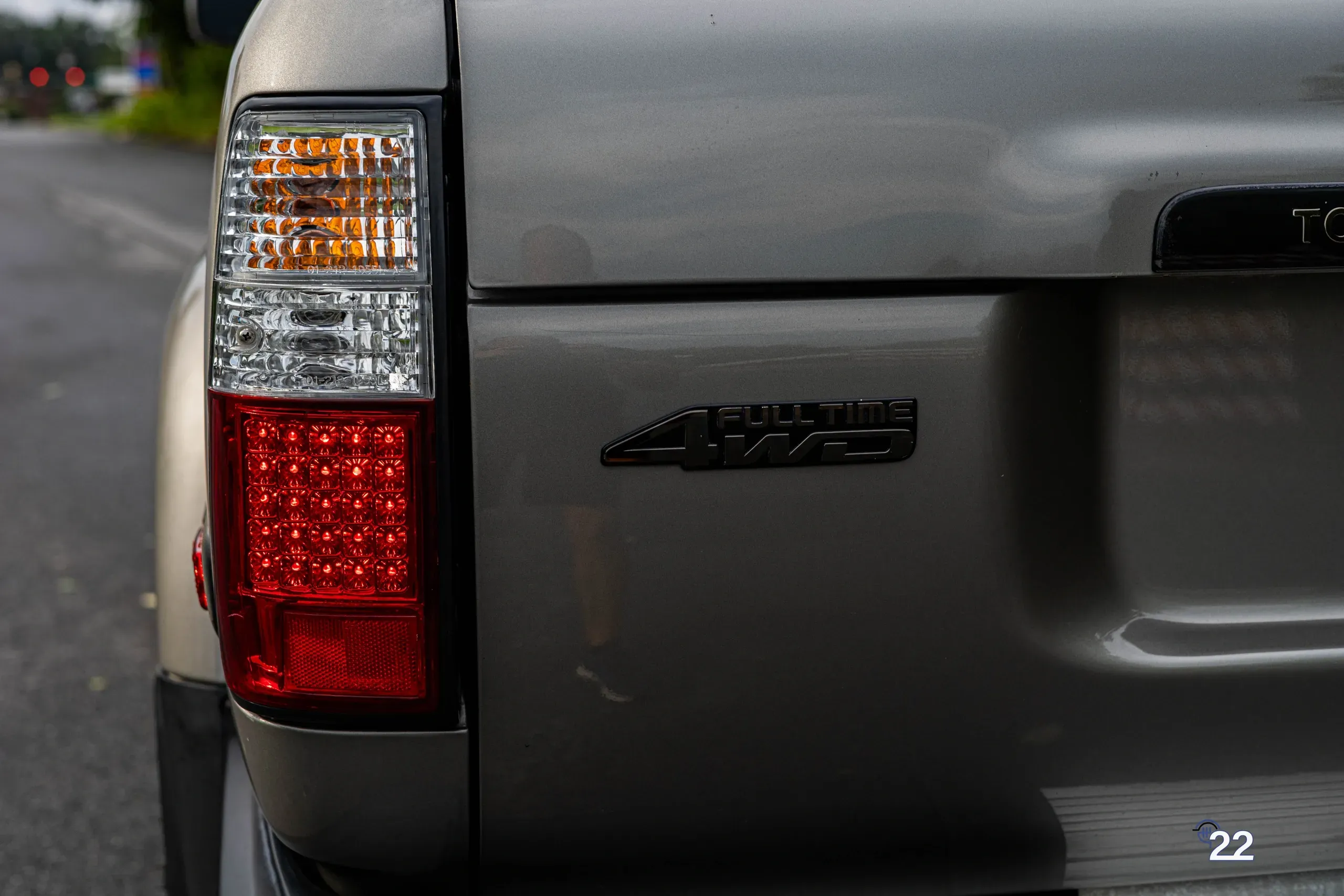 1997-toyota-land-cruiser-40th-anniversary-for-sale-pa14