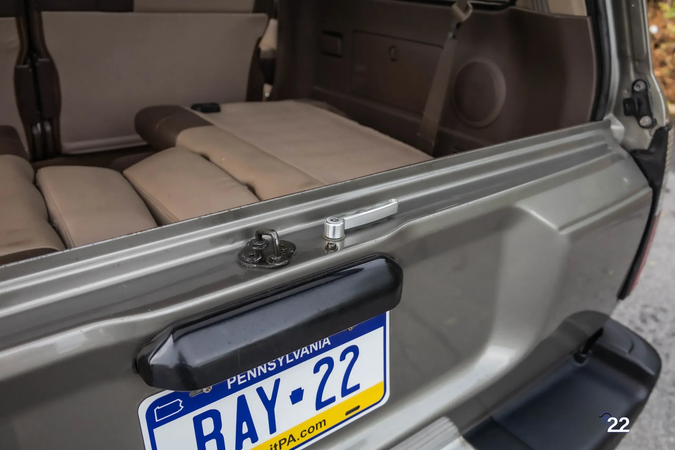 1997-toyota-land-cruiser-40th-anniversary-for-sale-pa20