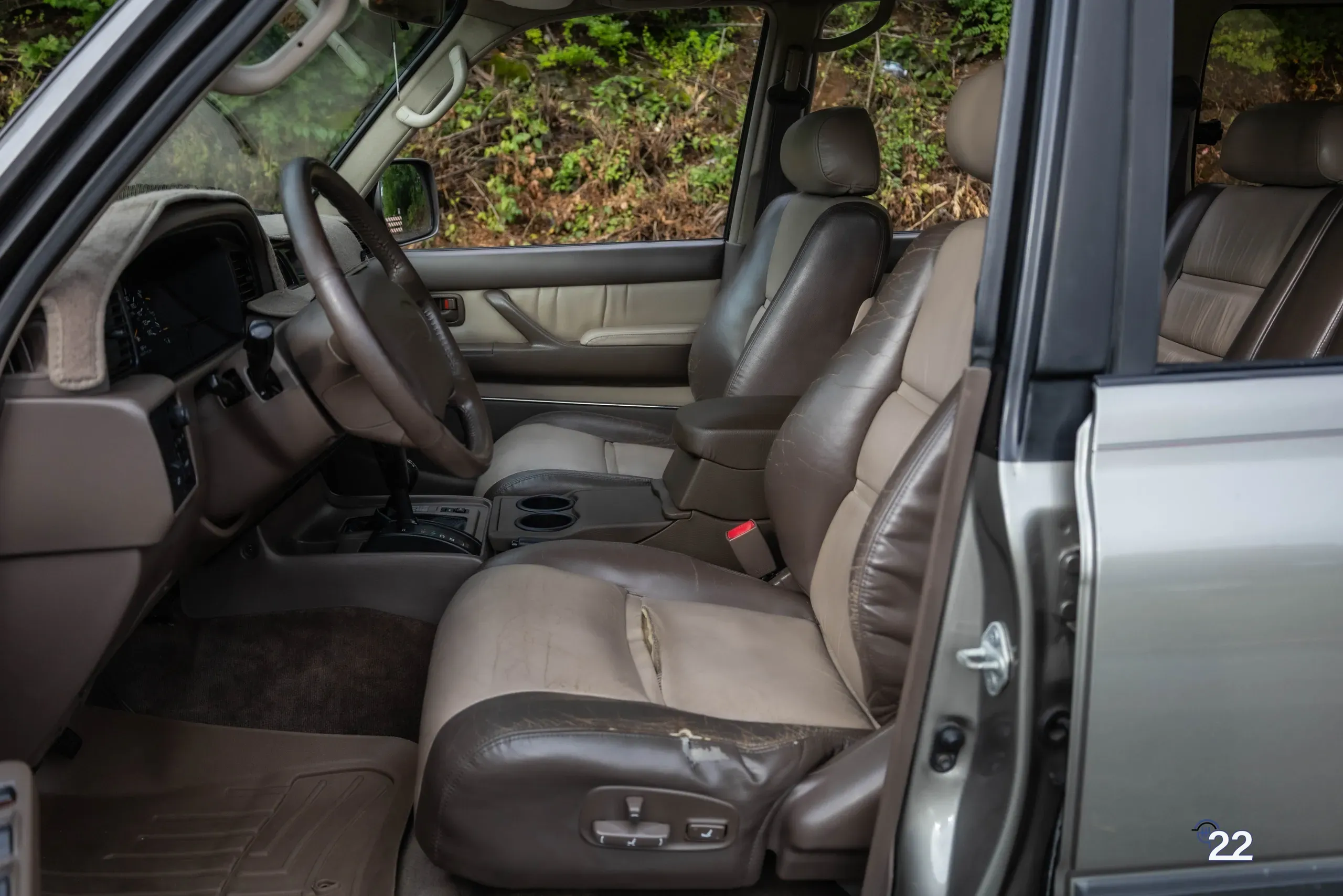 1997-toyota-land-cruiser-40th-anniversary-for-sale-pa38