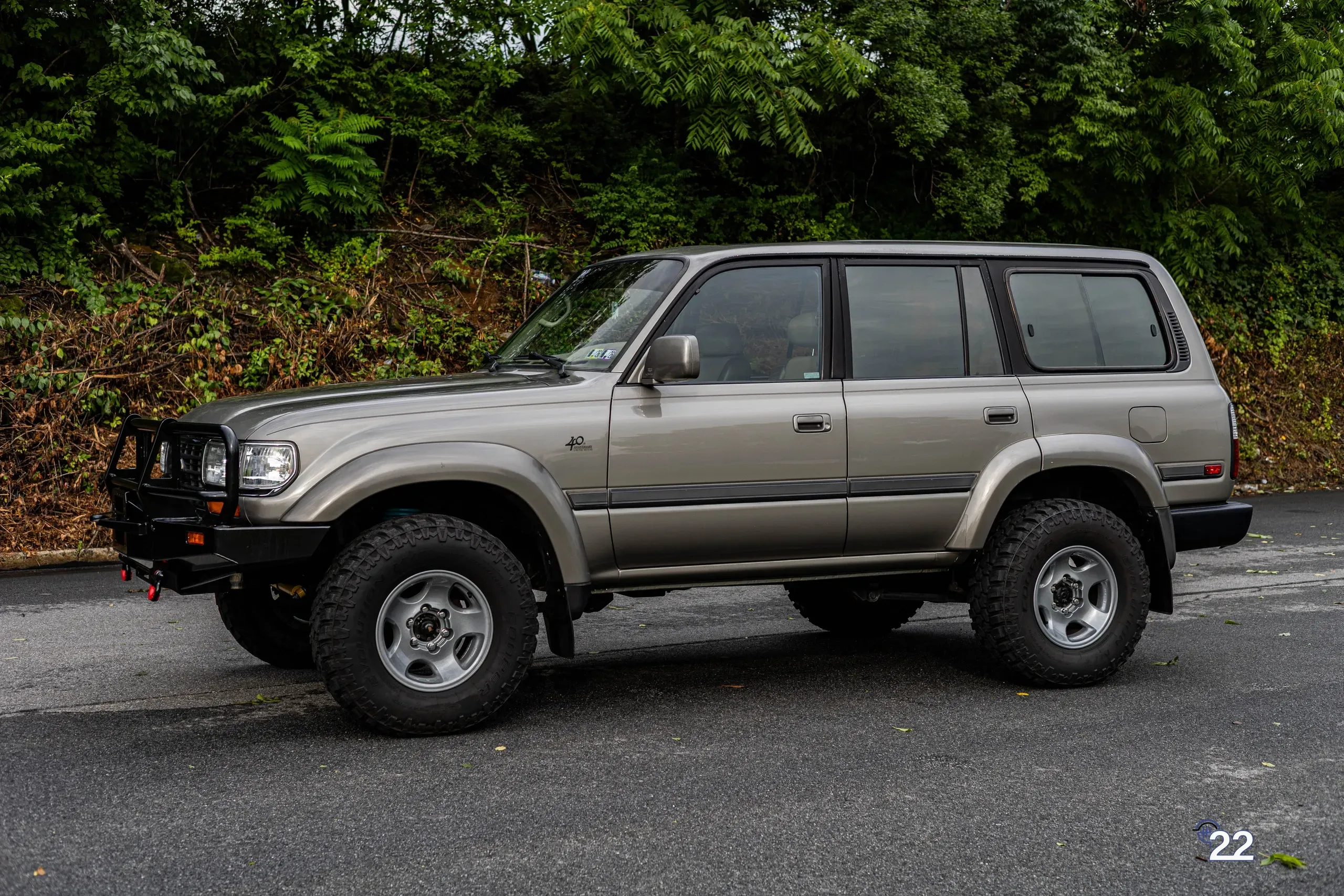 1997-toyota-land-cruiser-40th-anniversary-for-sale-pa4
