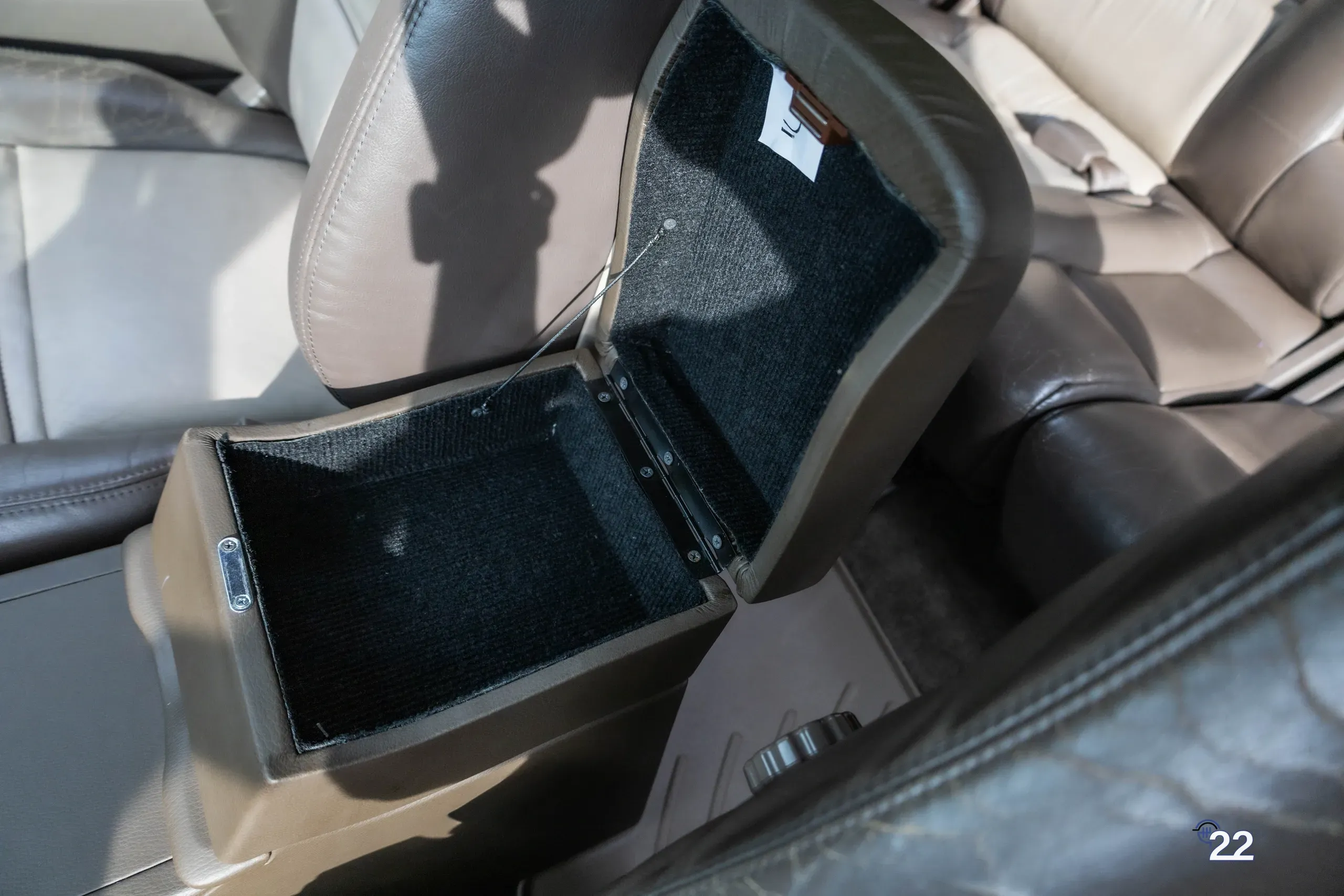 1997-toyota-land-cruiser-40th-anniversary-for-sale-pa48