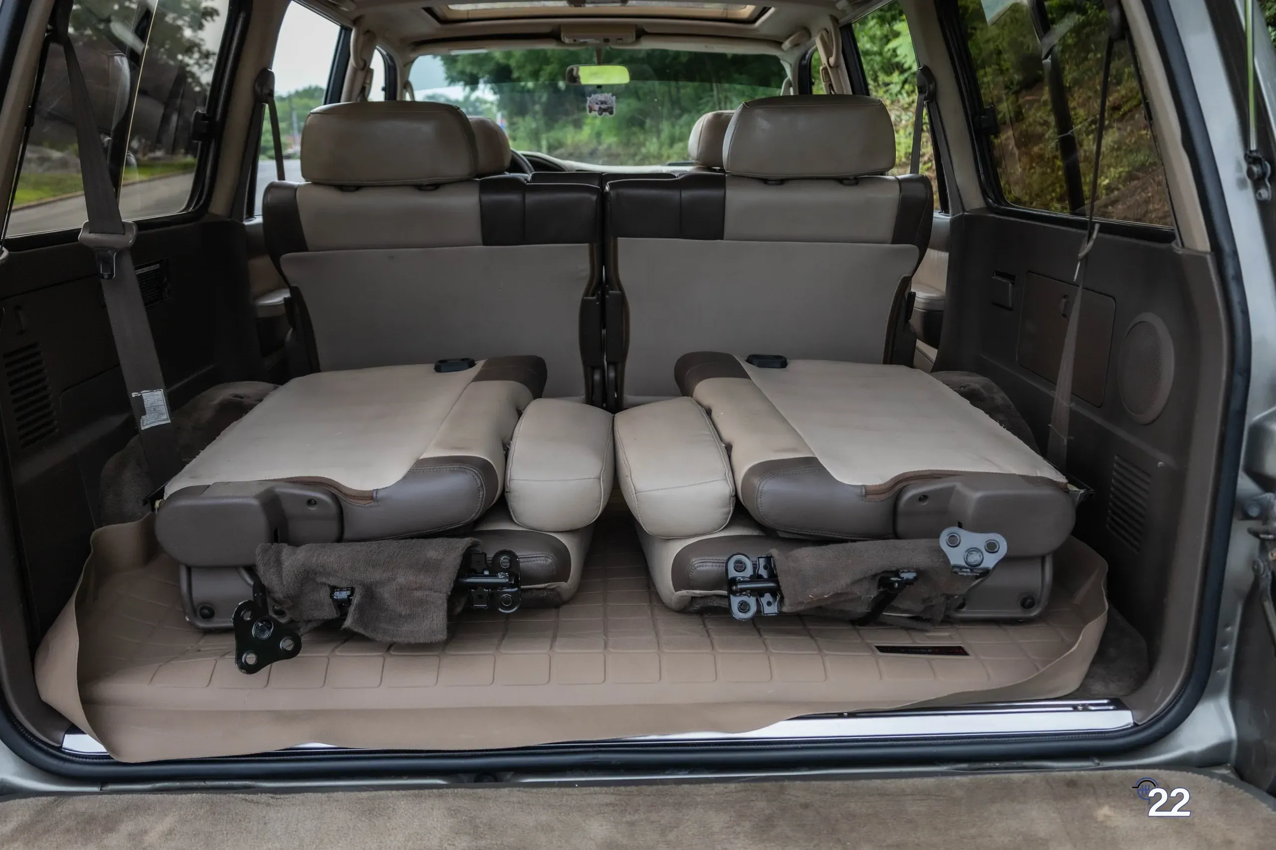 1997-toyota-land-cruiser-40th-anniversary-for-sale-pa55