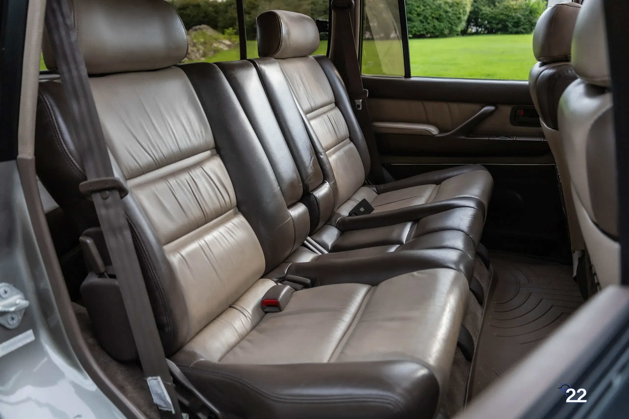 1997-toyota-land-cruiser-40th-anniversary-for-sale-pa56
