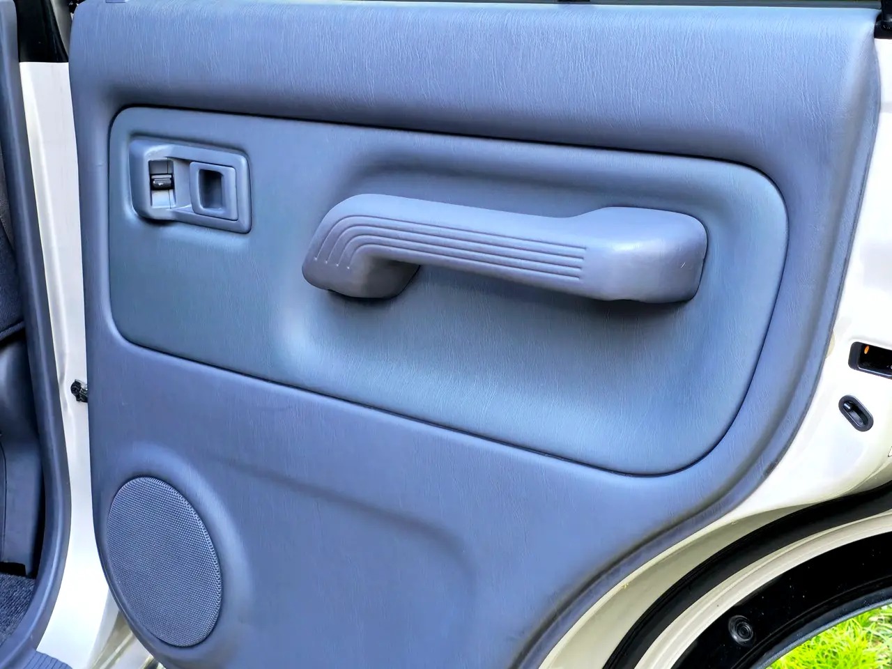 1997-toyota-land-cruiser-prado-tx-diesel (11)