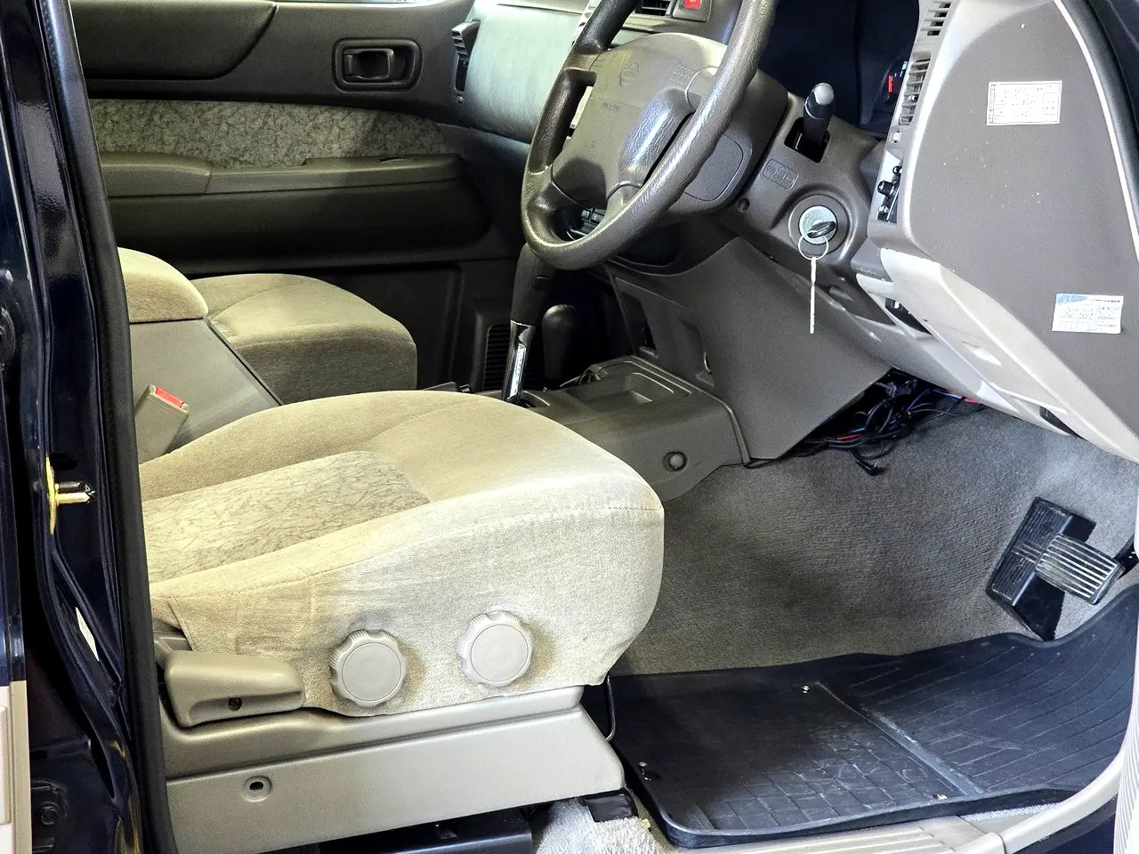 1998-nissan-safari-gran-road (31)