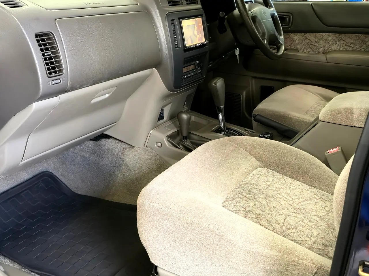 1998-nissan-safari-gran-road (43)