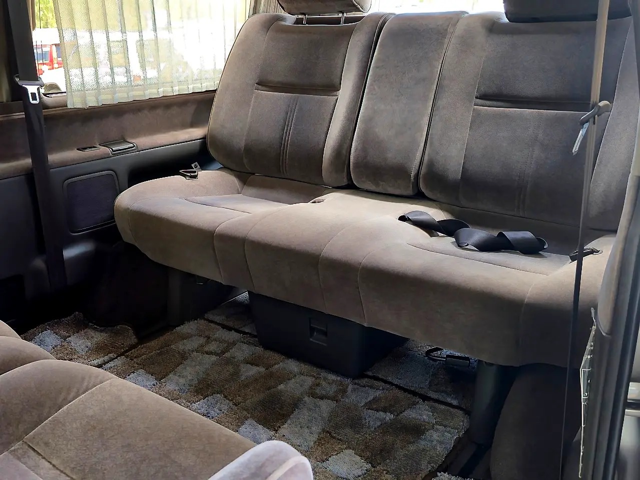 1998-toyota-hiace-super-custom-limited (16)