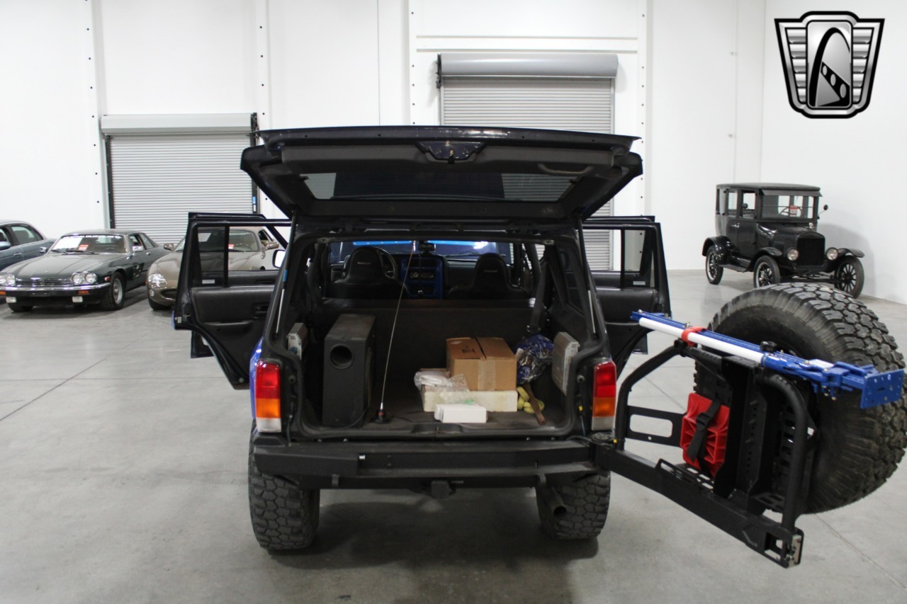 1999-jeep-cherokee-for-sale-in-vegas (106)