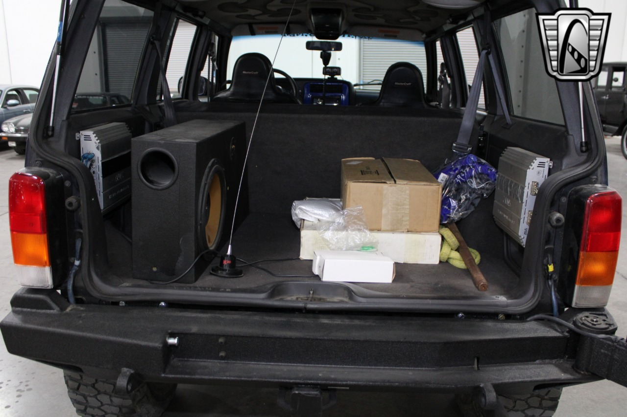 1999-jeep-cherokee-for-sale-in-vegas (42)