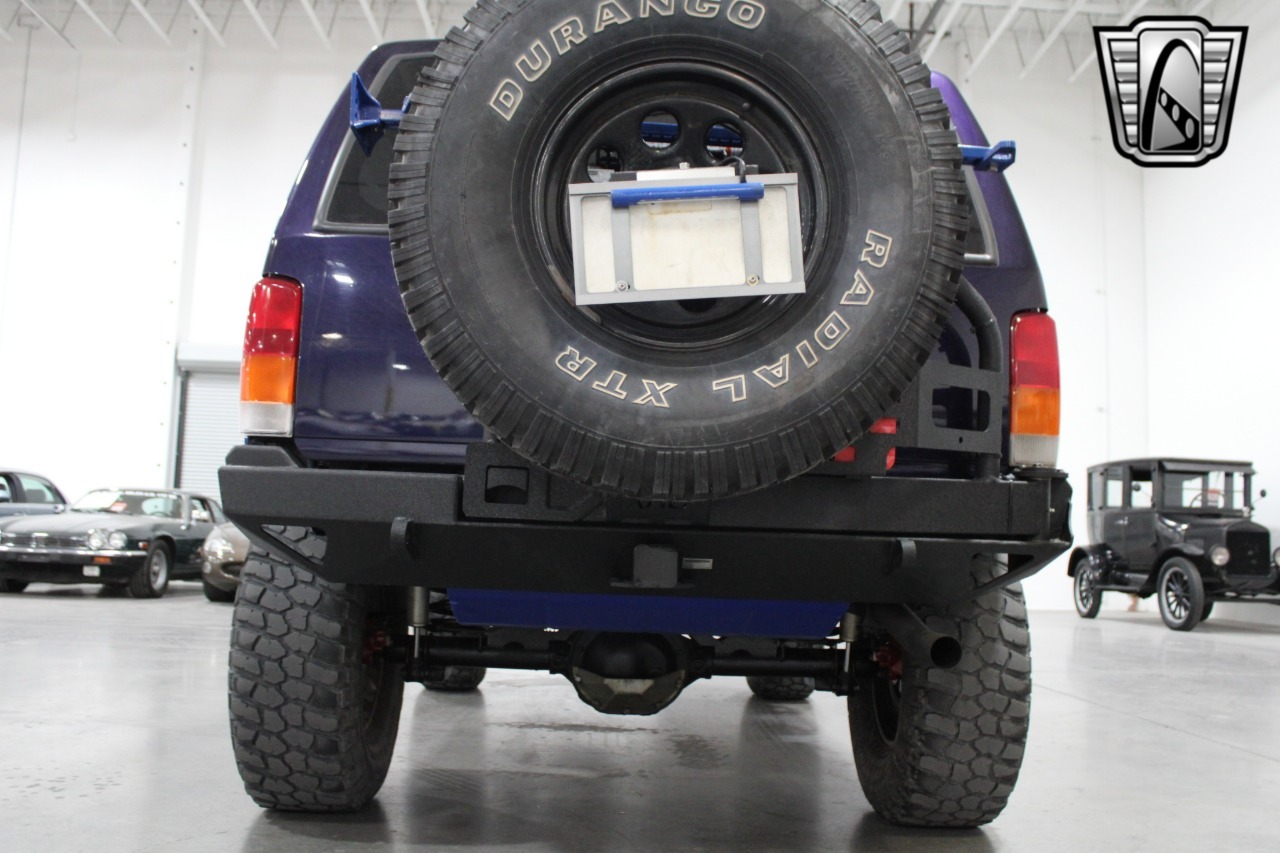 1999-jeep-cherokee-for-sale-in-vegas (56)