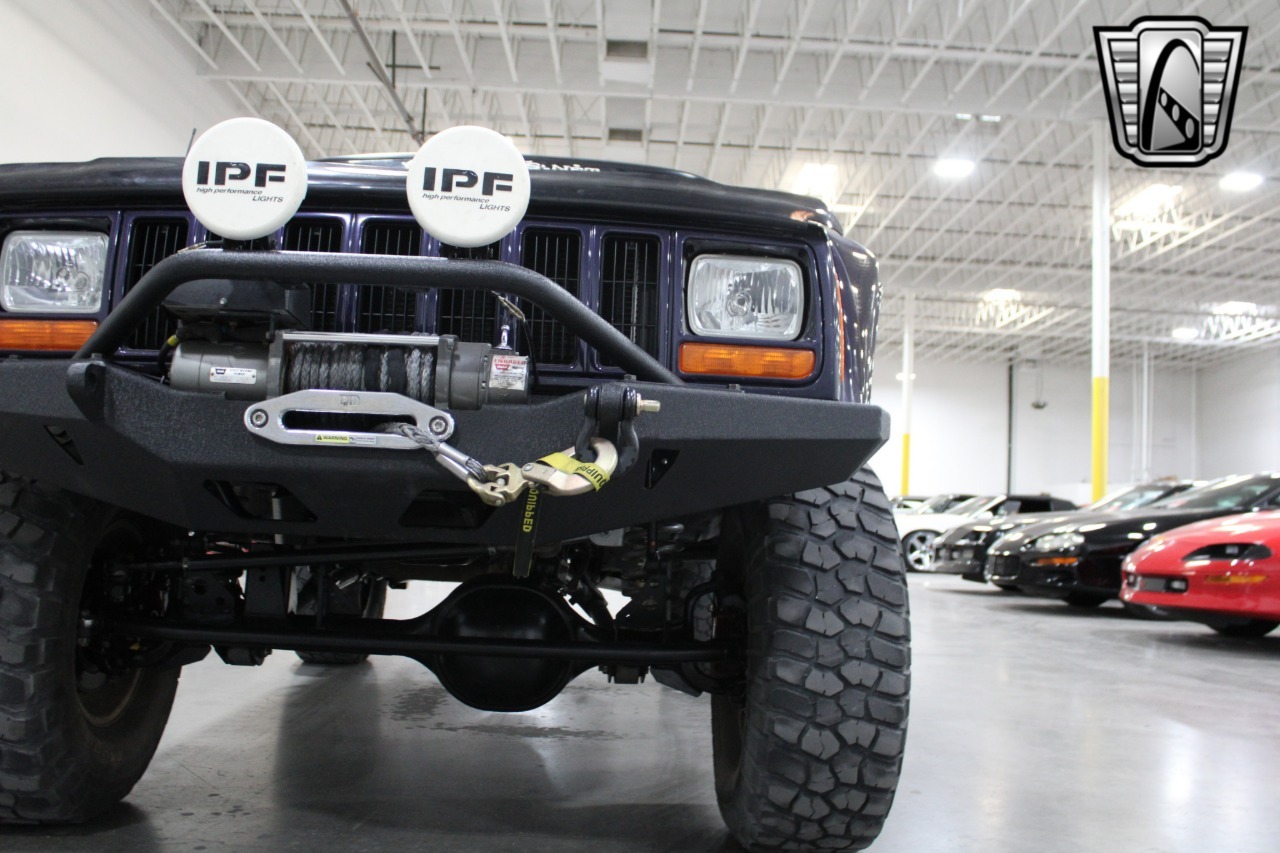1999-jeep-cherokee-for-sale-in-vegas (61)