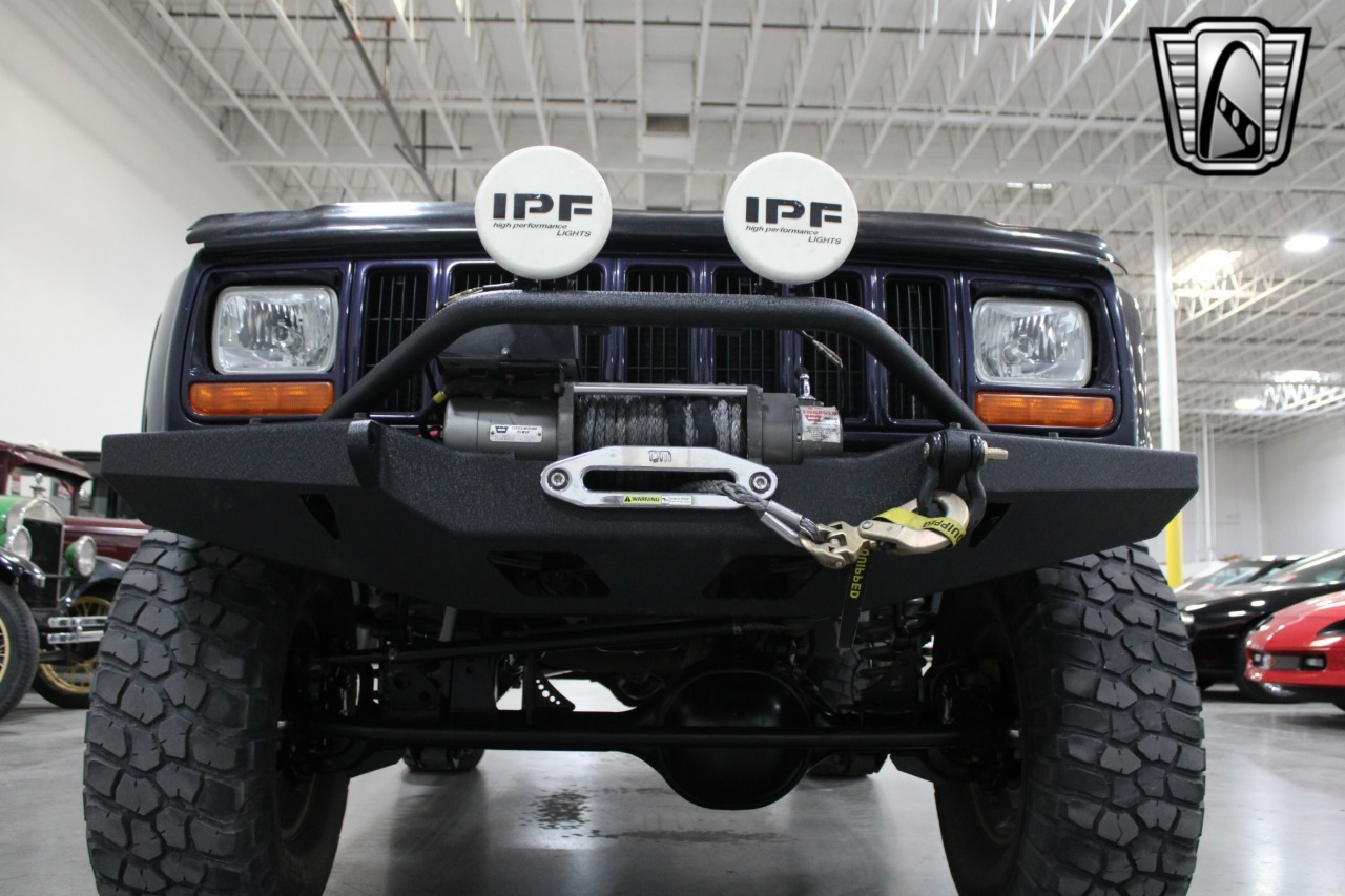 1999-jeep-cherokee-for-sale-in-vegas (62)