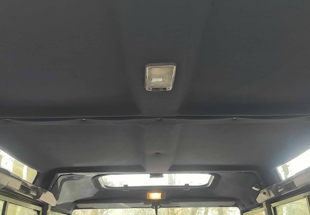 1999-land-rover-defender-110-td5-for-sale-09
