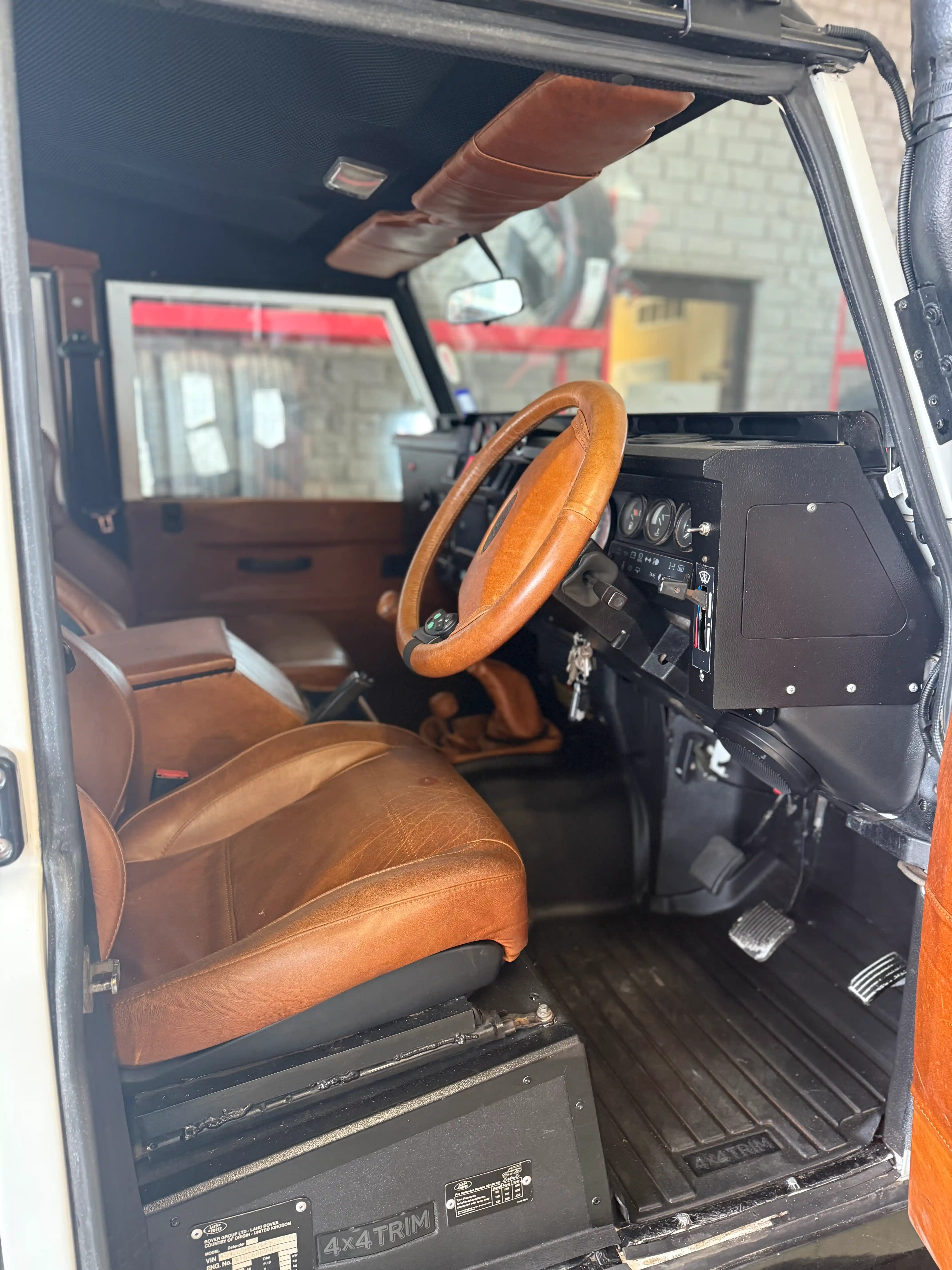 1999-land-rover-defender-300tdi-for-sale-03