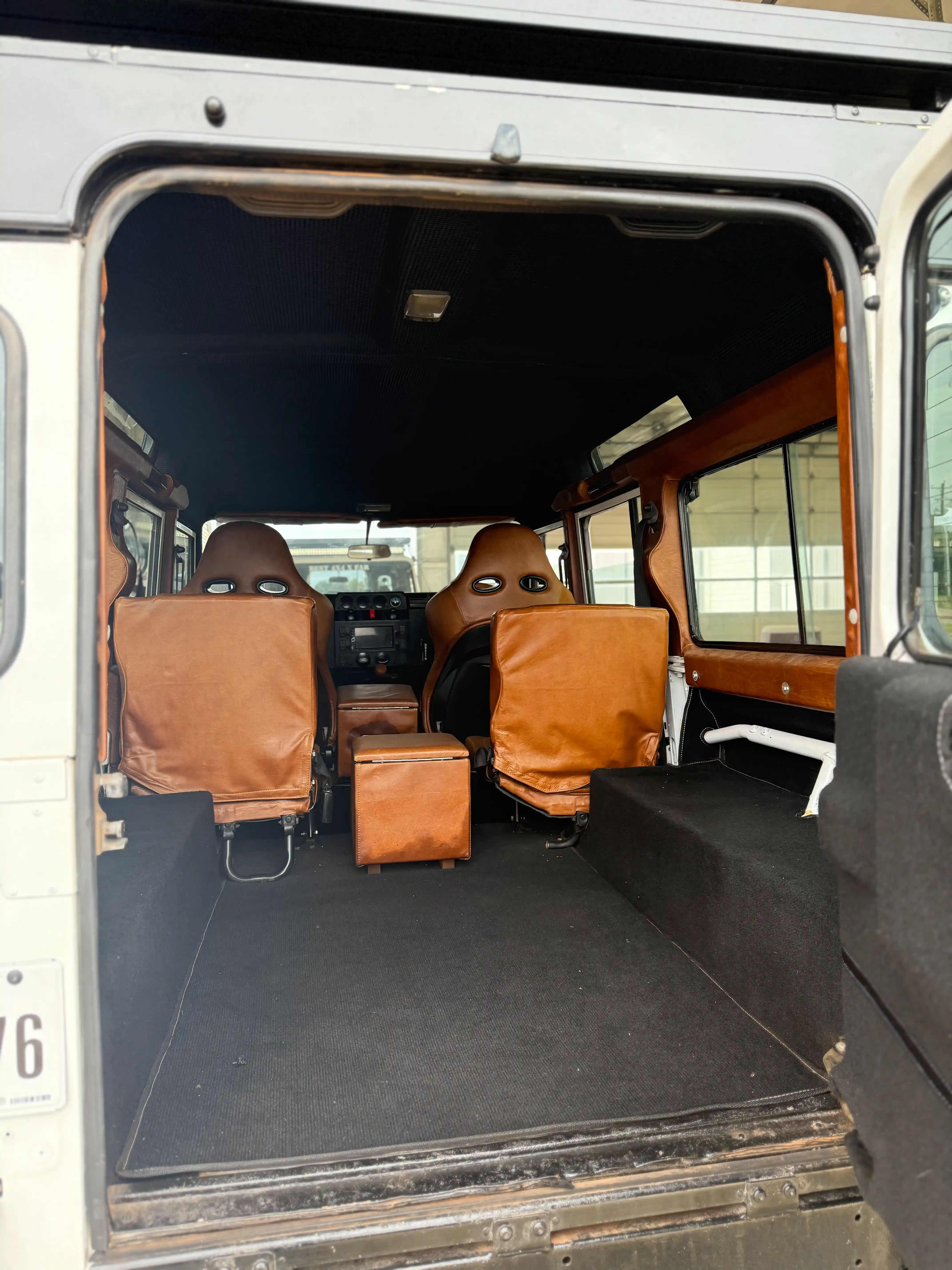 1999-land-rover-defender-300tdi-for-sale-04