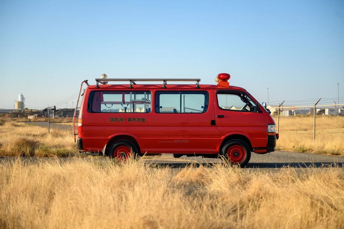 1999-toyota-hiace-fire-van (101)
