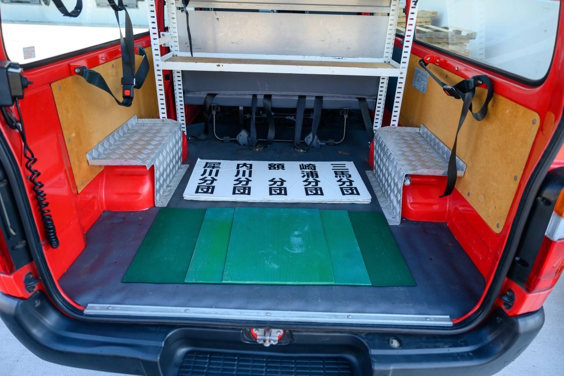 1999-toyota-hiace-fire-van (31)