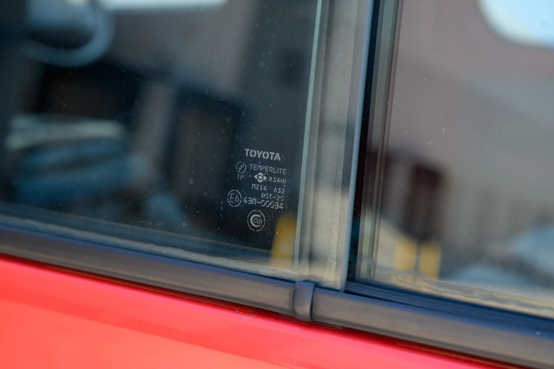 1999-toyota-hiace-fire-van (56)