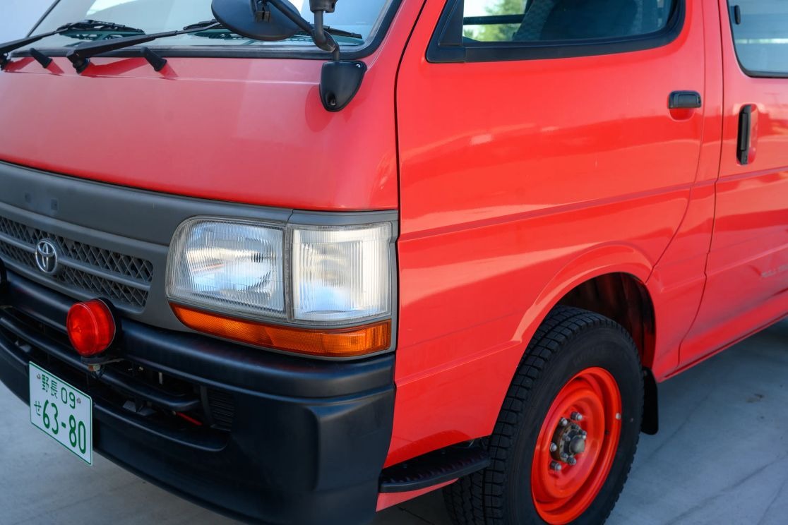1999-toyota-hiace-fire-van (60)