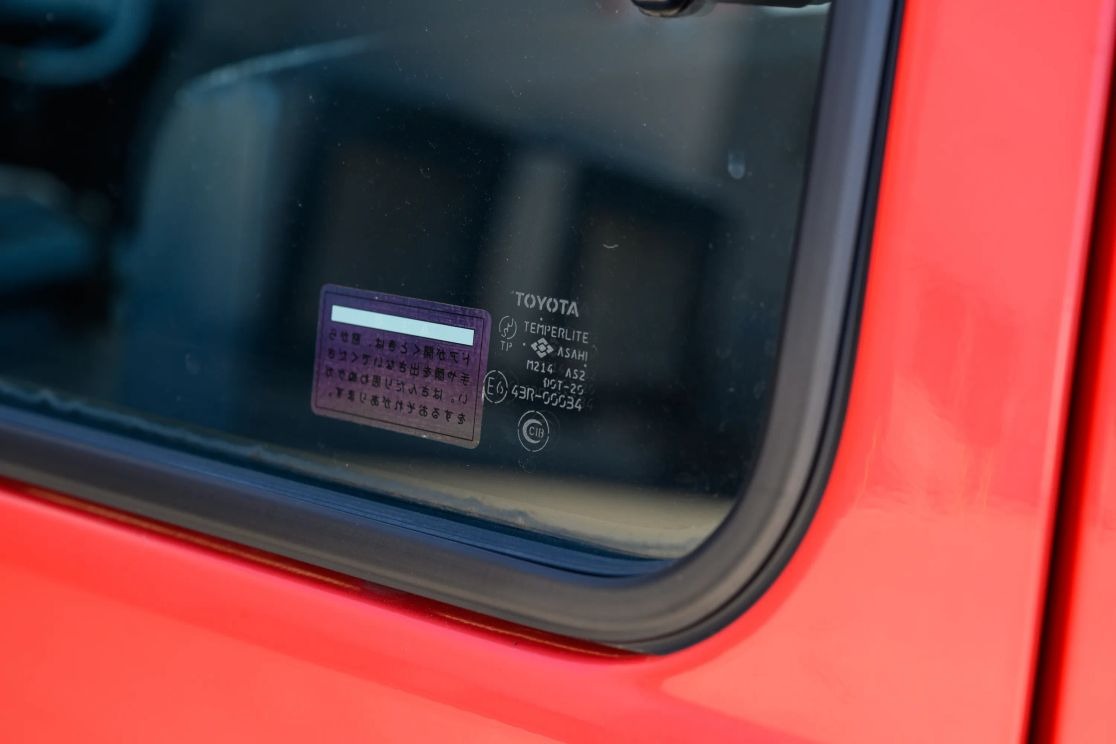 1999-toyota-hiace-fire-van (68)