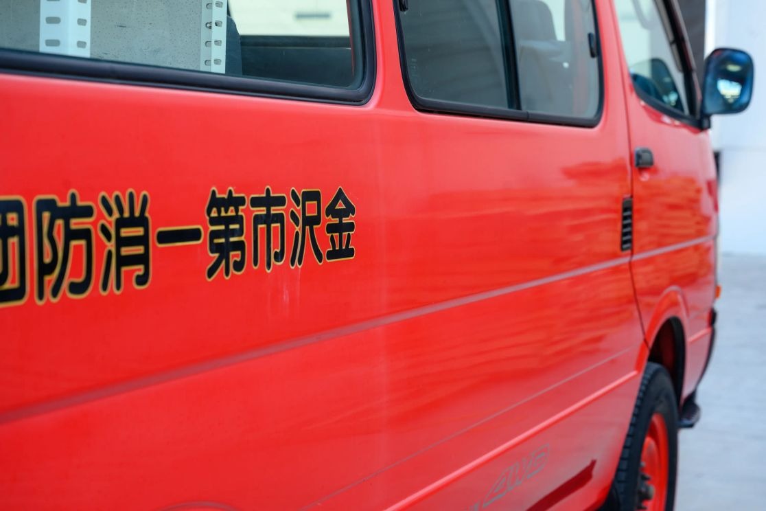 1999-toyota-hiace-fire-van (72)
