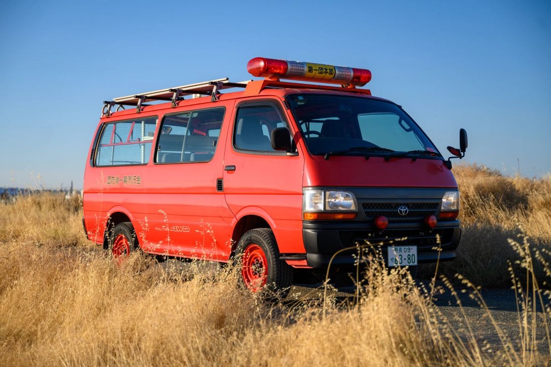 1999-toyota-hiace-fire-van (94)