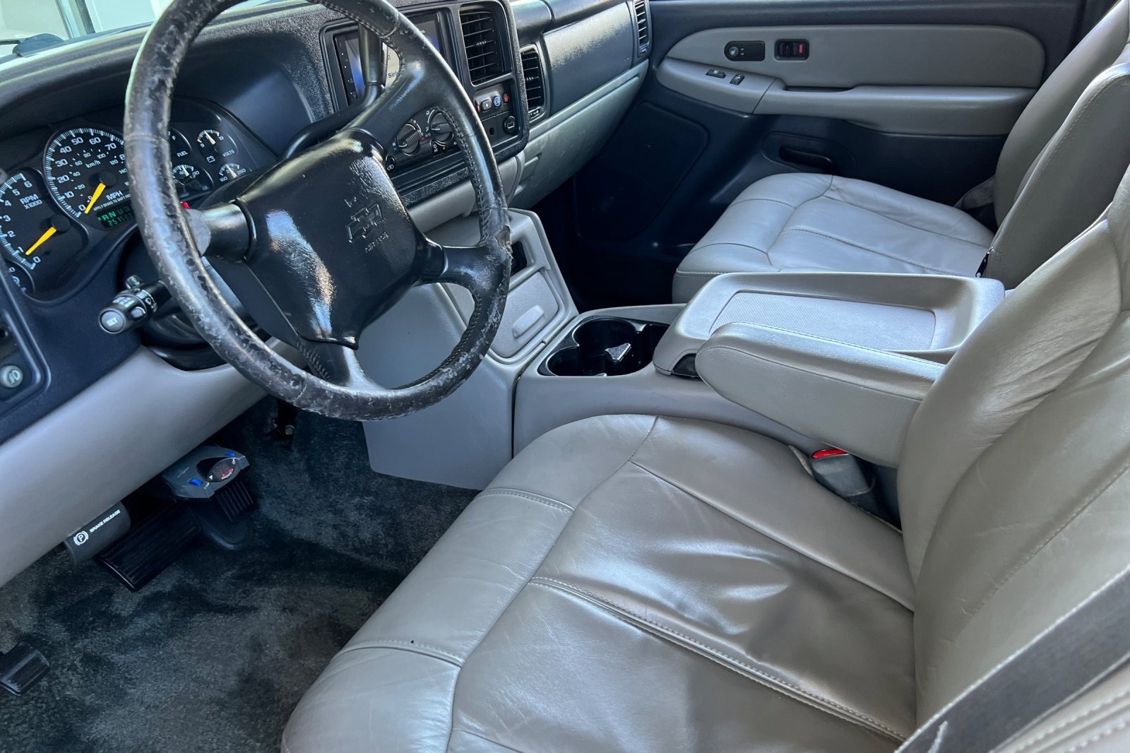 2000-chevrolet-suburban-lt-4wd-for-sale-salem-or-9