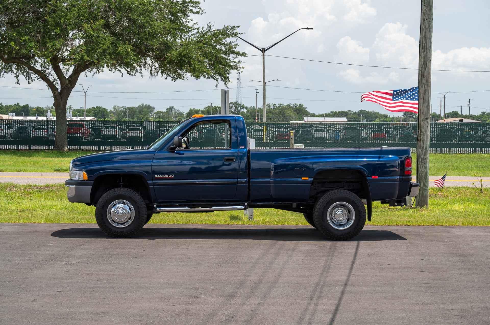 2000-dodge-ram-3500-slt-dually-for-sale-02