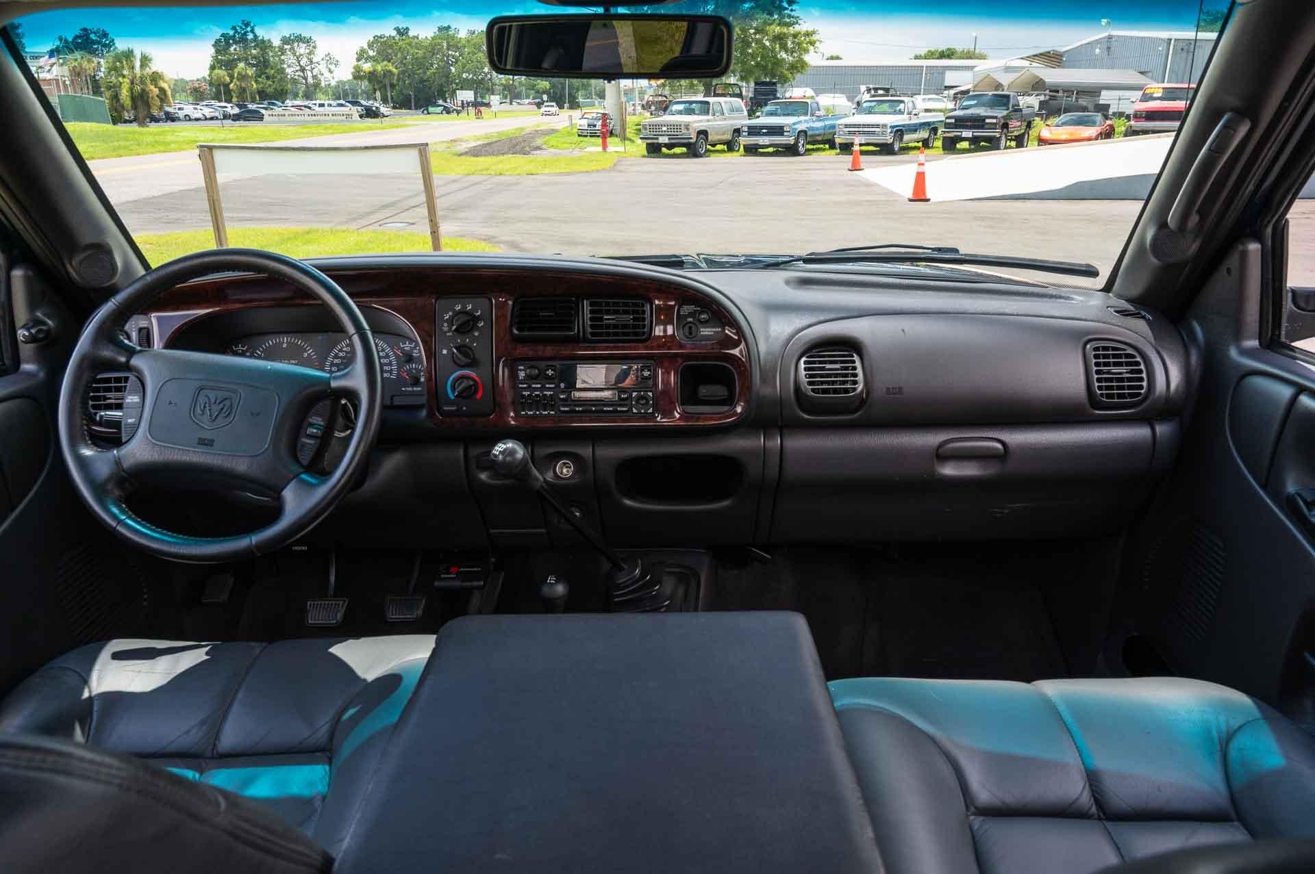 2000-dodge-ram-3500-slt-dually-for-sale-11