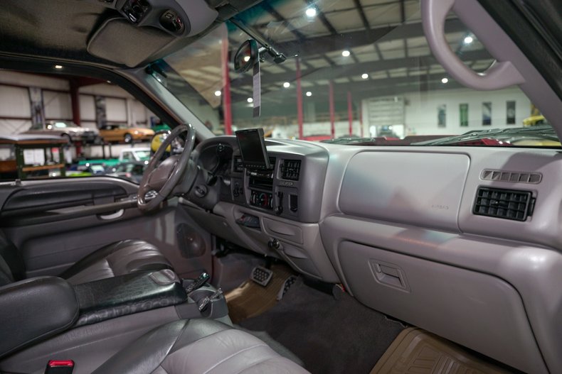 2000-ford-excursion-xlt (18)