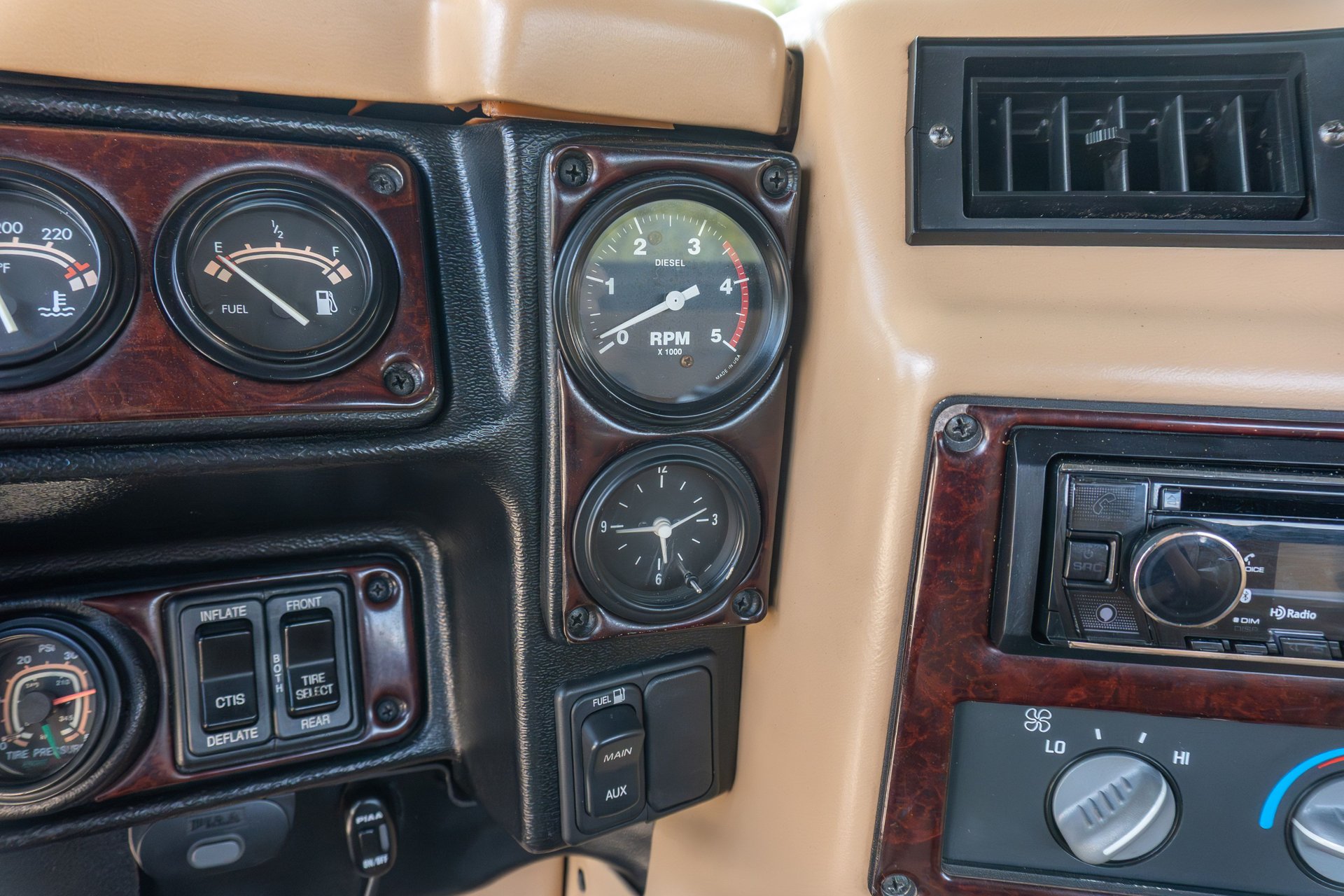 2000-hummer-h1 (73)