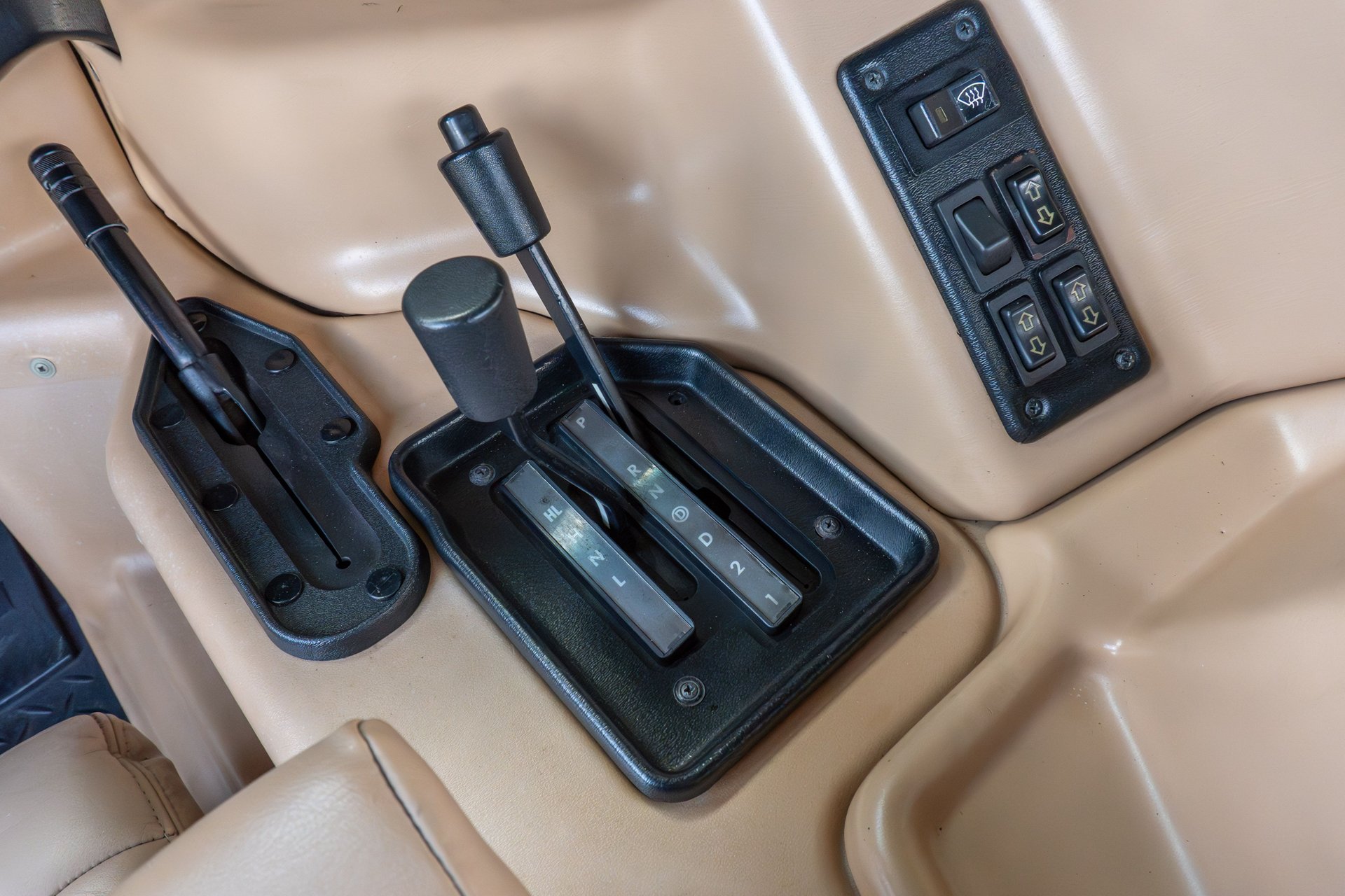 2000-hummer-h1 (74)