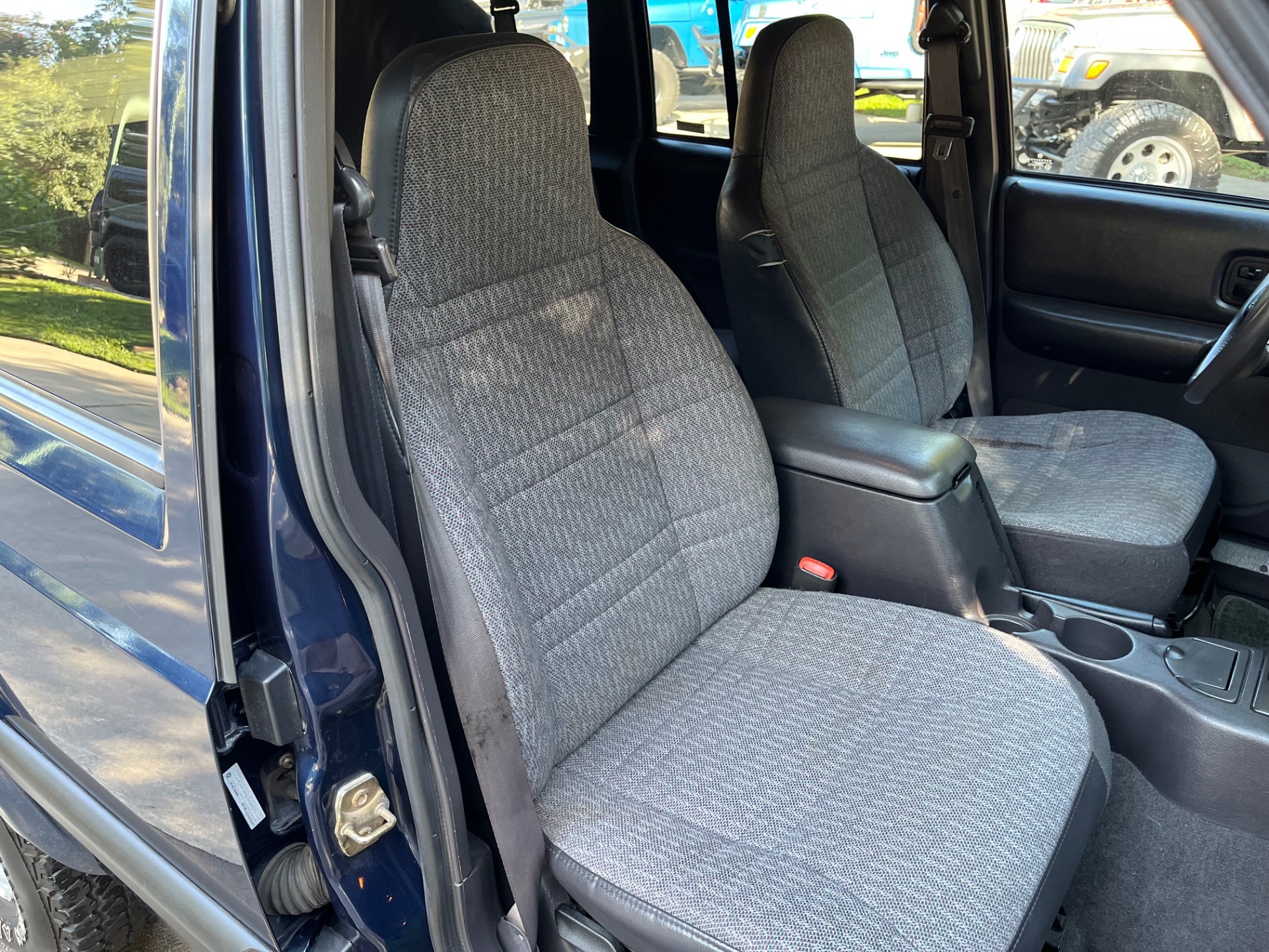 2000-jeep-cherokee-sport (11)