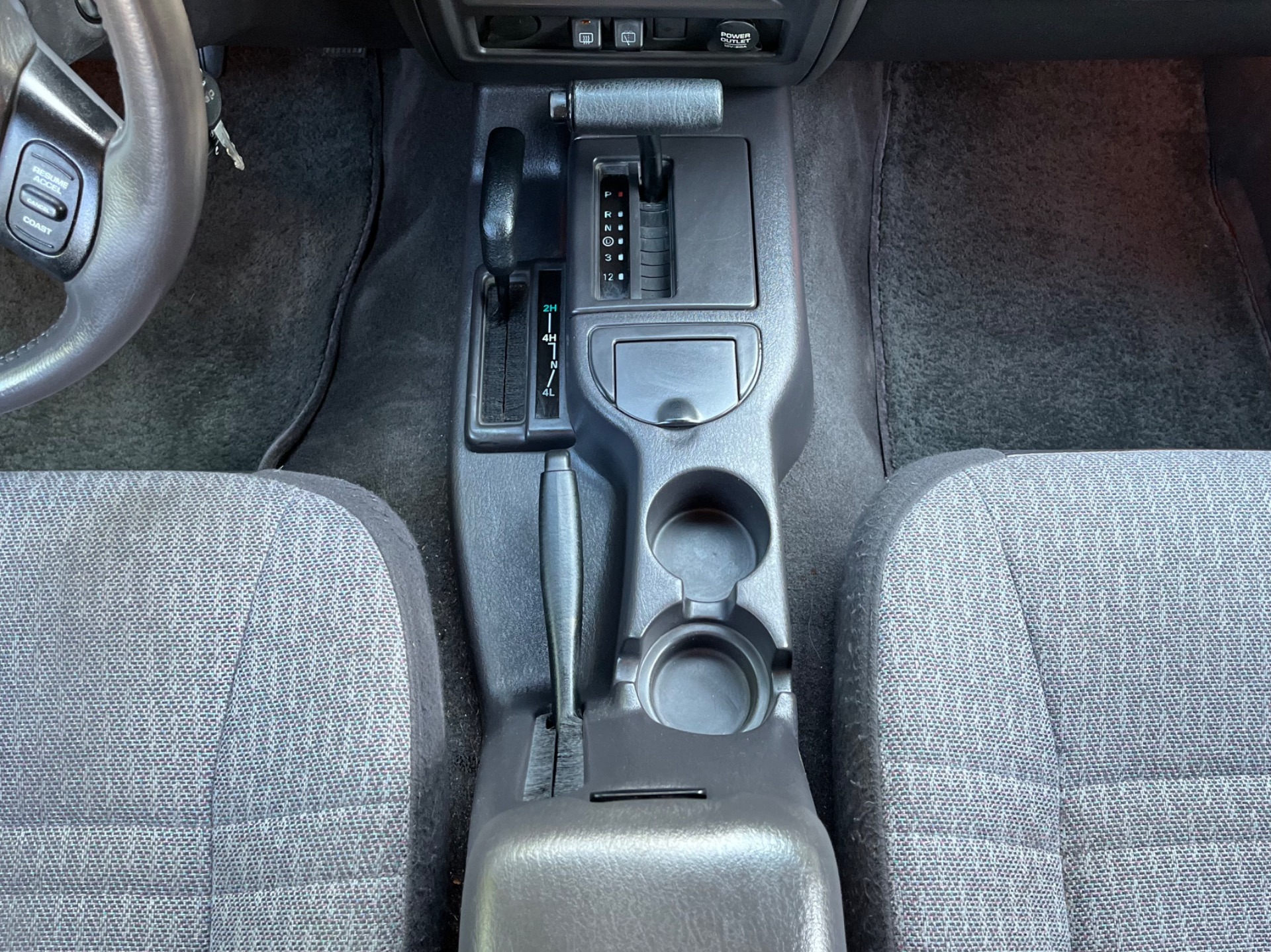 2000-jeep-cherokee-sport (29)