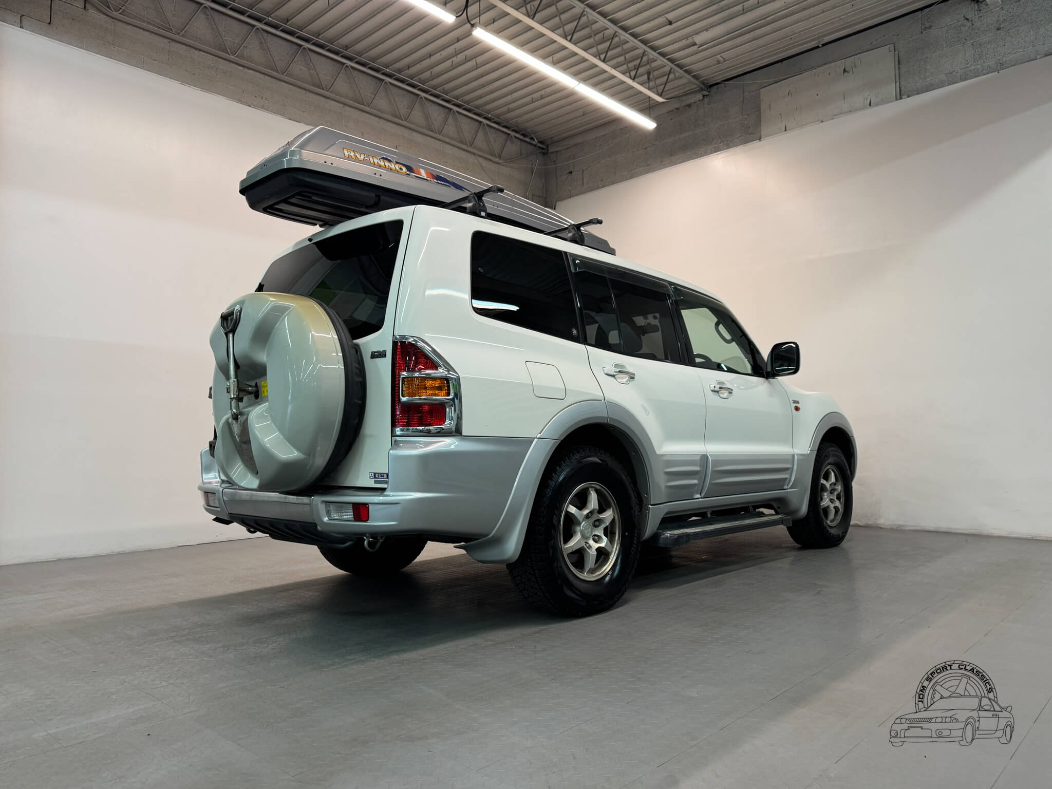 2000-mitsubishi-pajero-super-exceed-for-sale-09