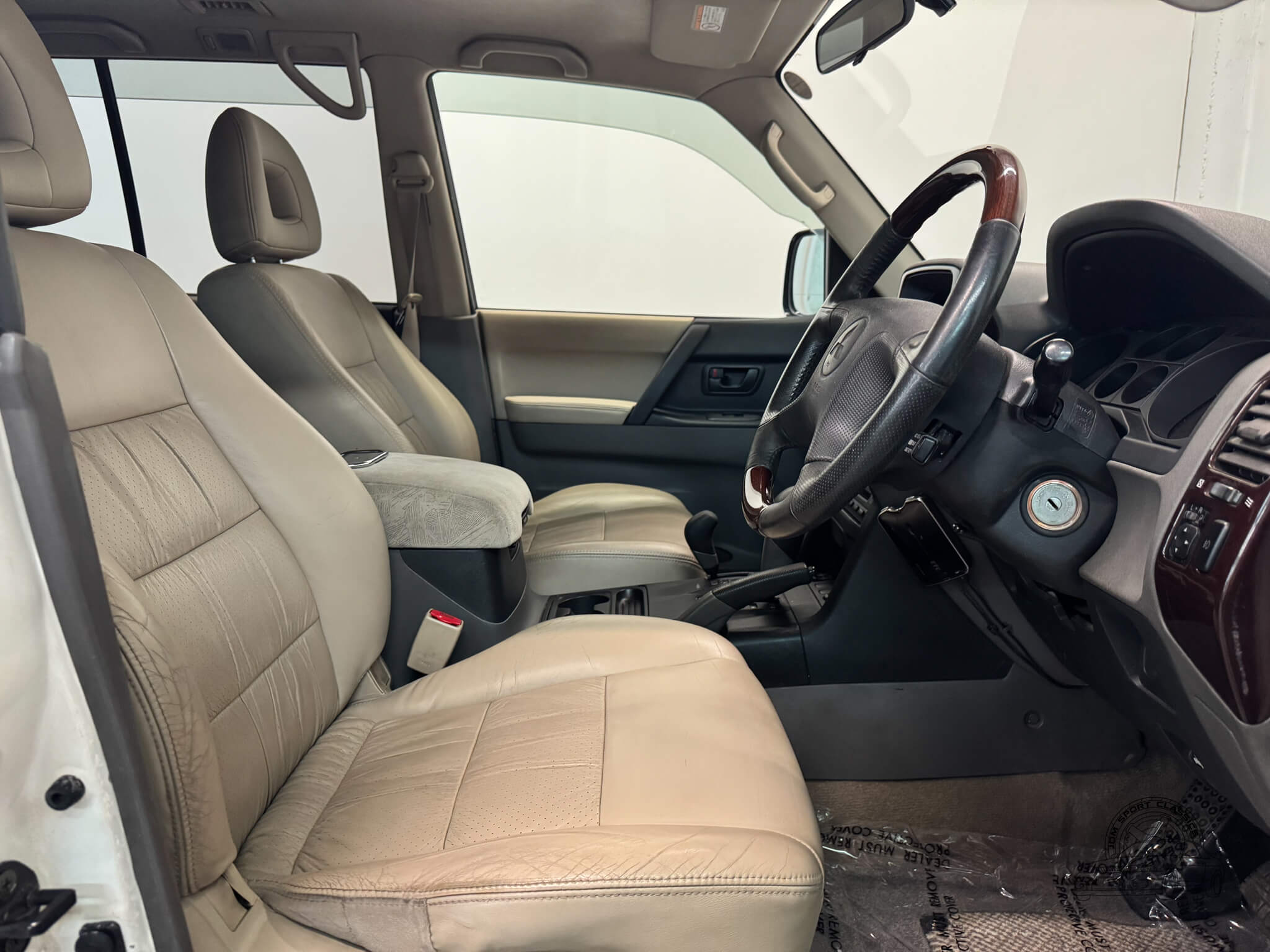 2000-mitsubishi-pajero-super-exceed-for-sale-15