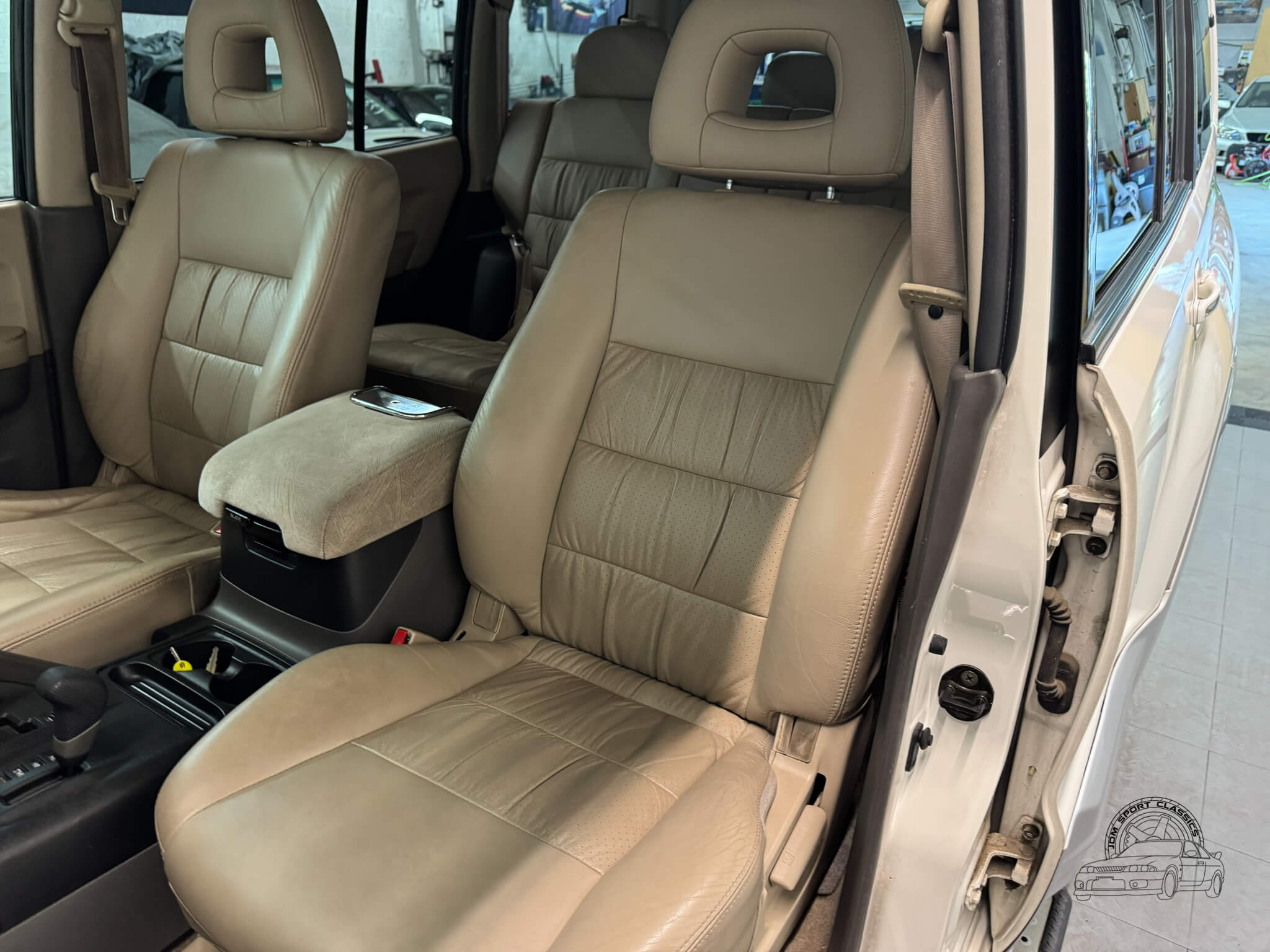 2000-mitsubishi-pajero-super-exceed-for-sale-22