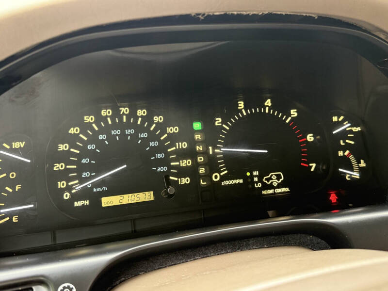 2001-lexus-lx-470-base-4wd-4dr-suv (10)
