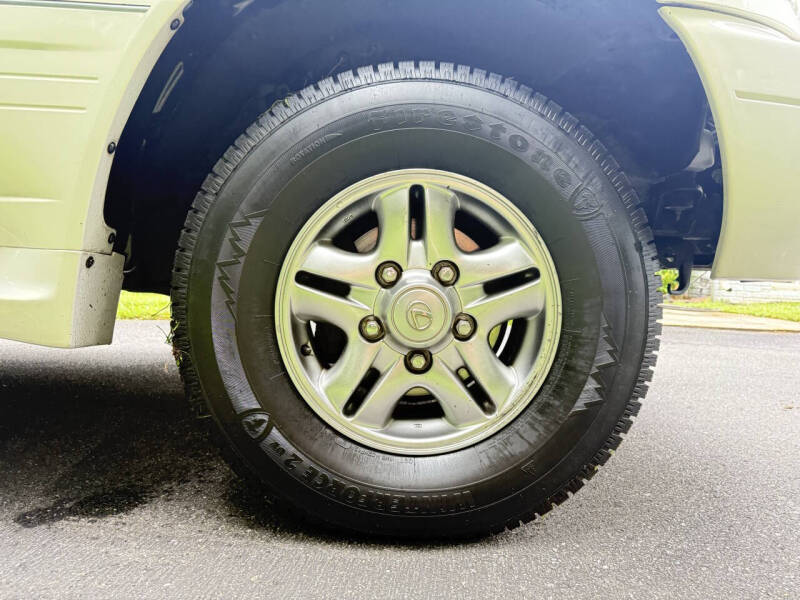 2001-lexus-lx-470-base-4wd-4dr-suv (25)