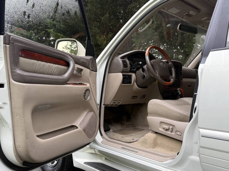 2001-lexus-lx-470-base-4wd-4dr-suv (6)