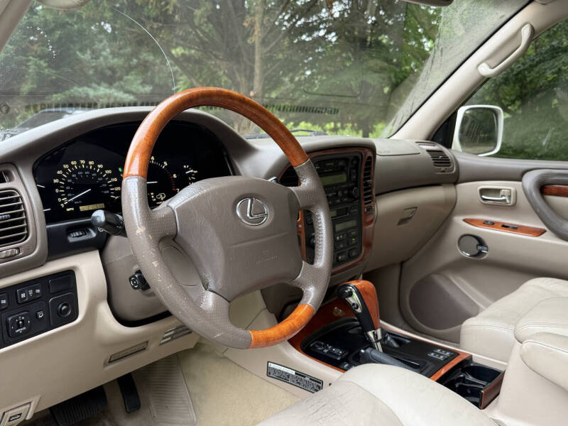 2001-lexus-lx-470-base-4wd-4dr-suv (7)