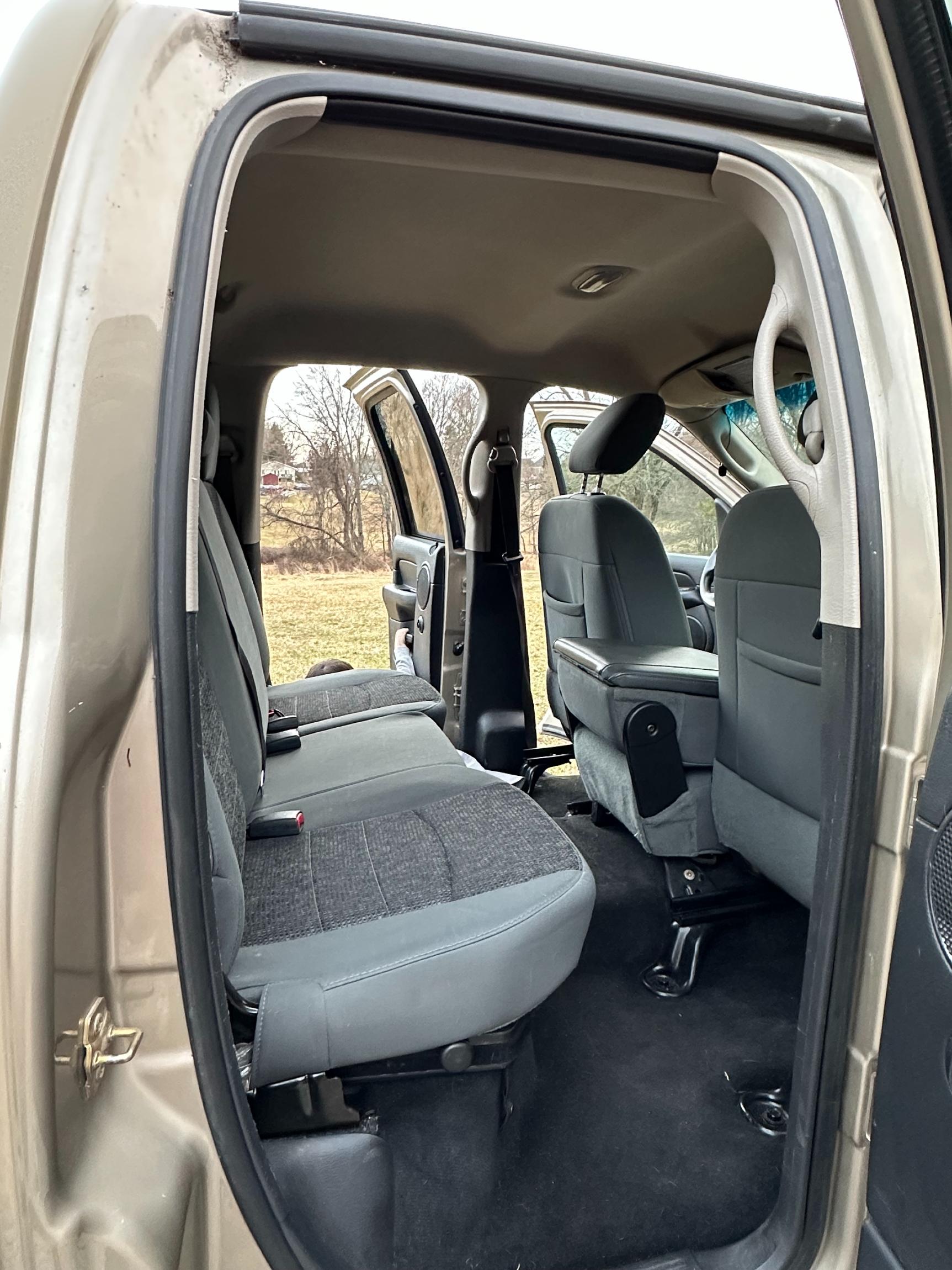 2005-dodge-ram-2500-expedition-vehicle-for-sale-silver-sprint-md-19
